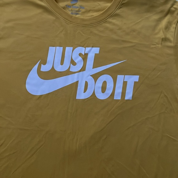 Men's Nike "The Nike Tee" - Golden Yellow, Size XL (New Without Tags) - Picture 2 of 7
